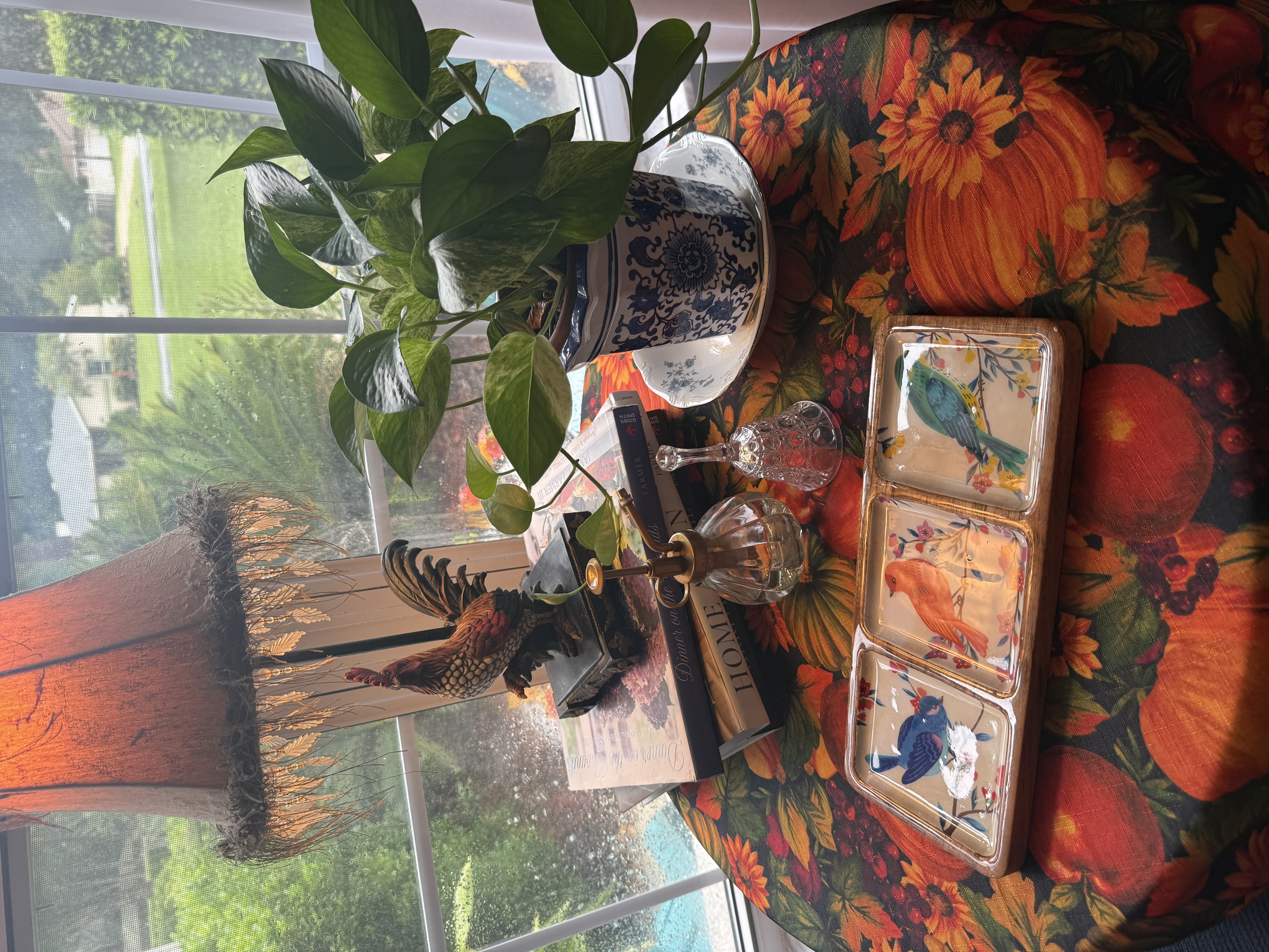 CREATING A WARM ND INVITING SPACE WITH VINTAGE AND THRIFT FINDS — interior photograph 1 by Madeline’s Chic Interiors