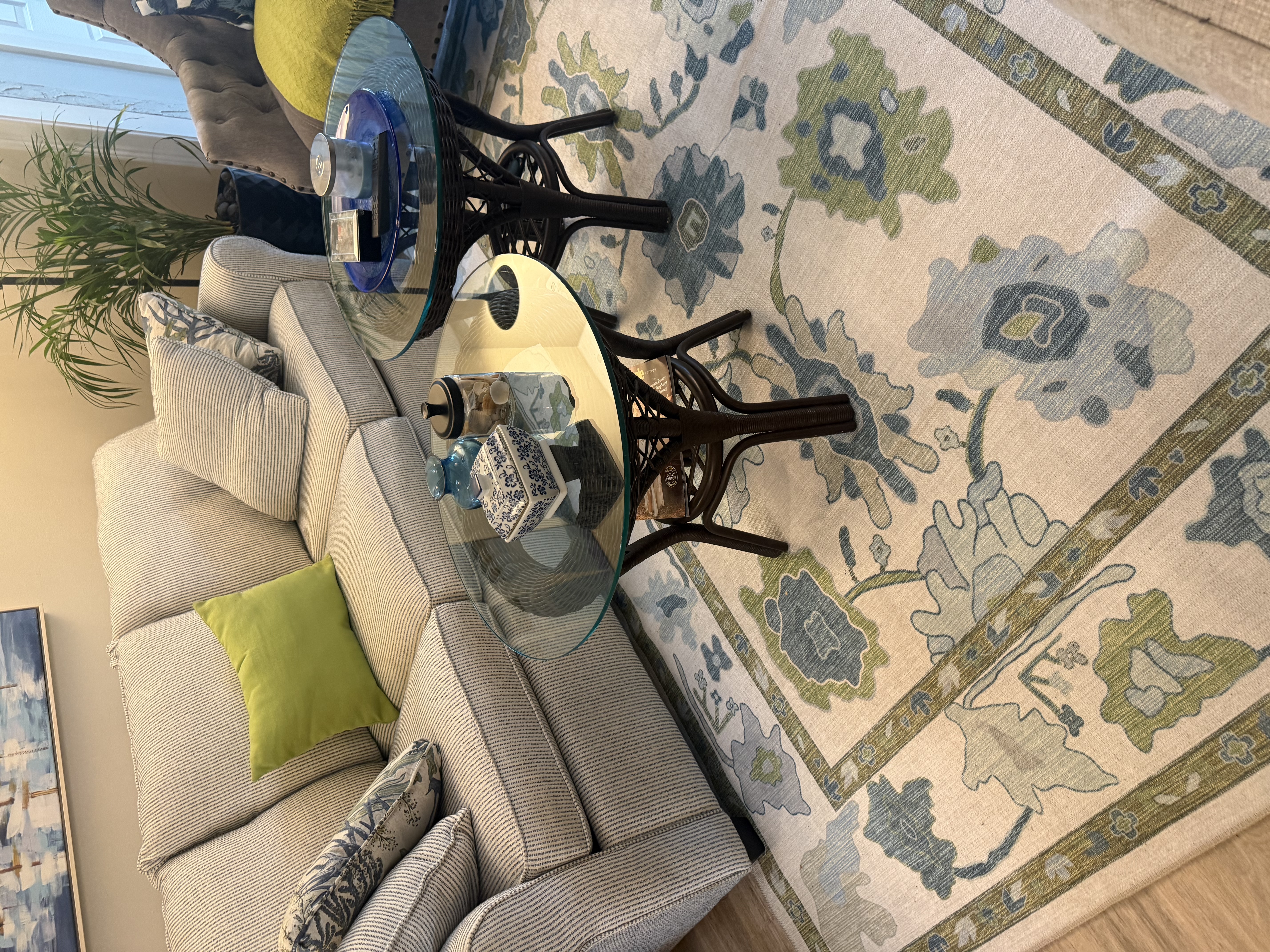A MIX OF VINTAGE TREASURES AND THRIFTED FINDS interior by Madeline’s Chic Interiors