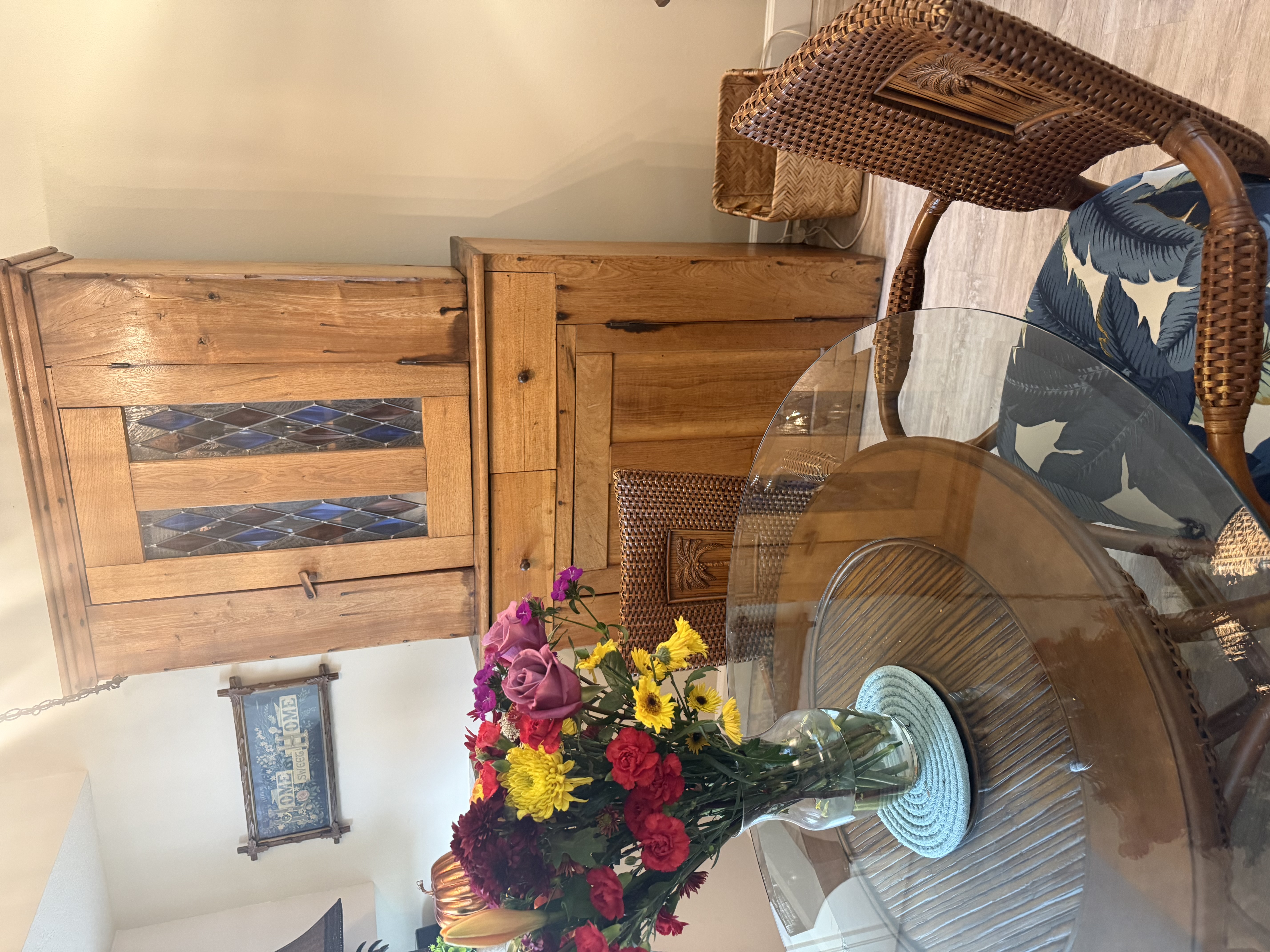 A MIX OF VINTAGE TREASURES AND THRIFTED FINDS — interior photograph 5 by Madeline’s Chic Interiors