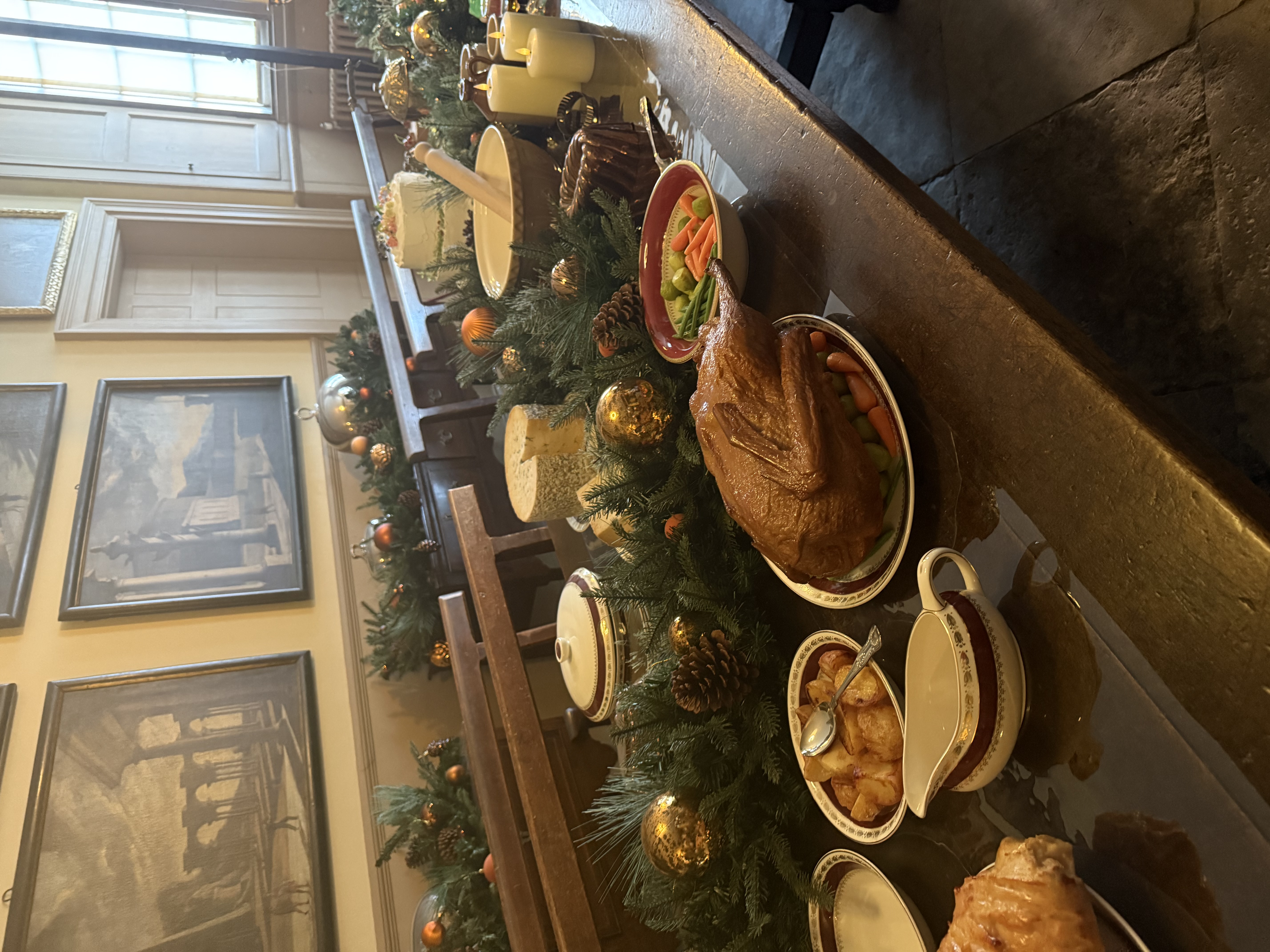 MADELINE CAN DECORATE YOUR HOME FOR THE HOLIDAYS — interior photograph 2 by Madeline’s Chic Interiors
