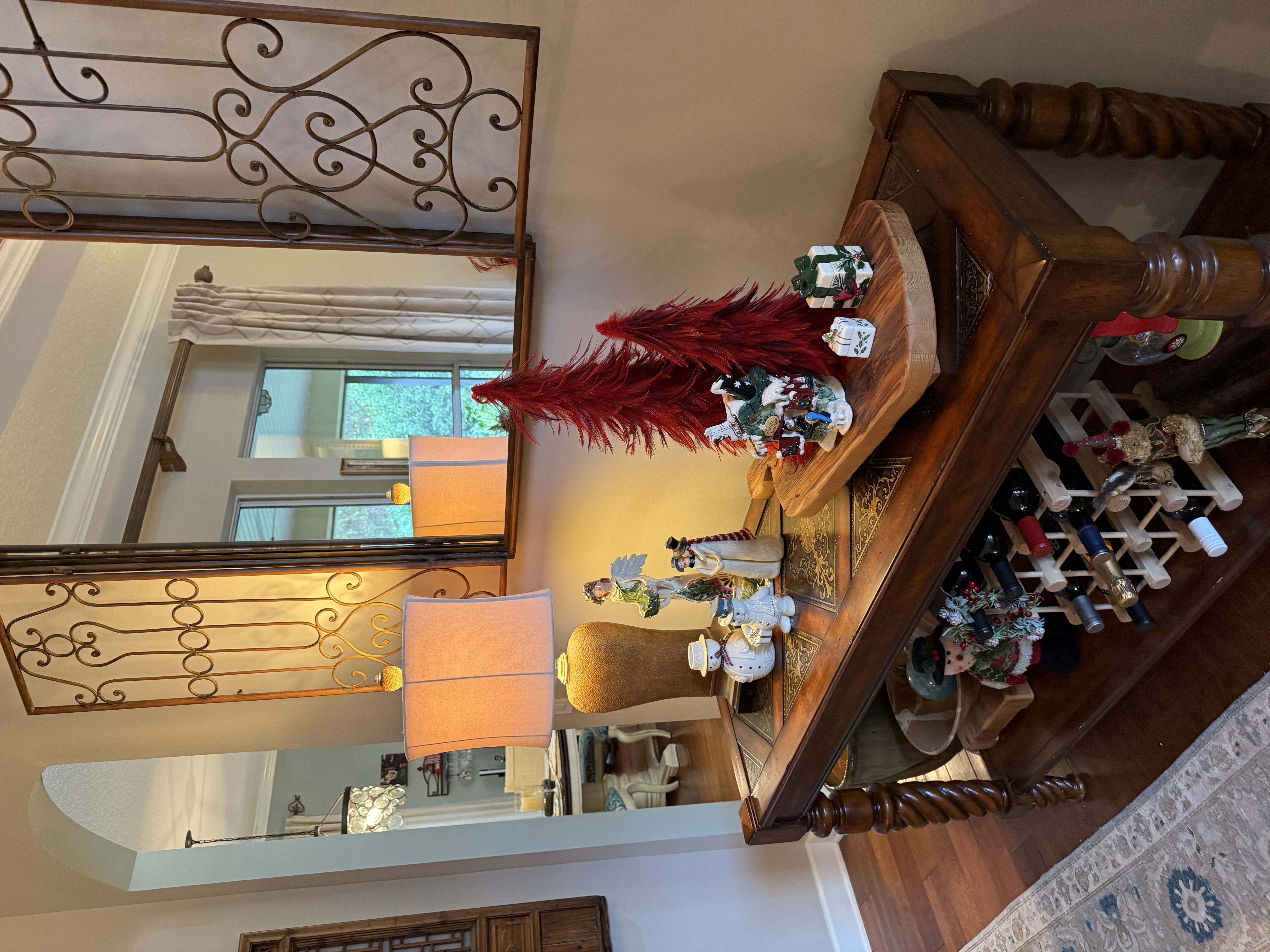 MADELINE CAN DECORATE YOUR HOME FOR THE HOLIDAYS — interior photograph 9 by Madeline’s Chic Interiors